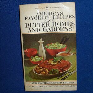 Vintage Paperback Book - America's Favorite Recipes from Better Homes & Gardens